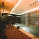 Hotel Almira Thermal & Convention Center 5*
