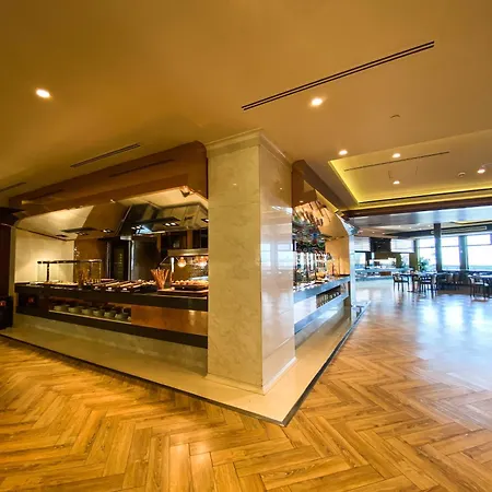 Almira Thermal & Convention Center 5* בורסה