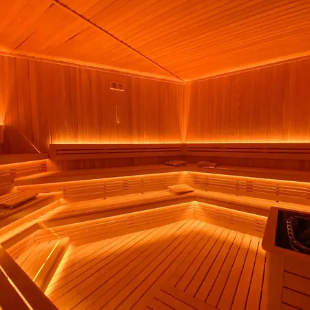 מלון Almira Thermal & Convention Center 5*