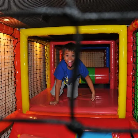 Almira Thermal & Convention Center מלון 5*