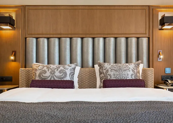 Almira Thermal & Convention Center 5*