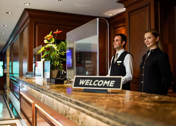 Almira Thermal & Convention Center Hotel