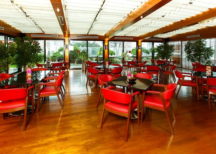 Almira Thermal & Convention Center Hotel