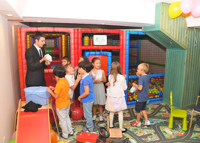 Hotel Almira Thermal & Convention Center 5*